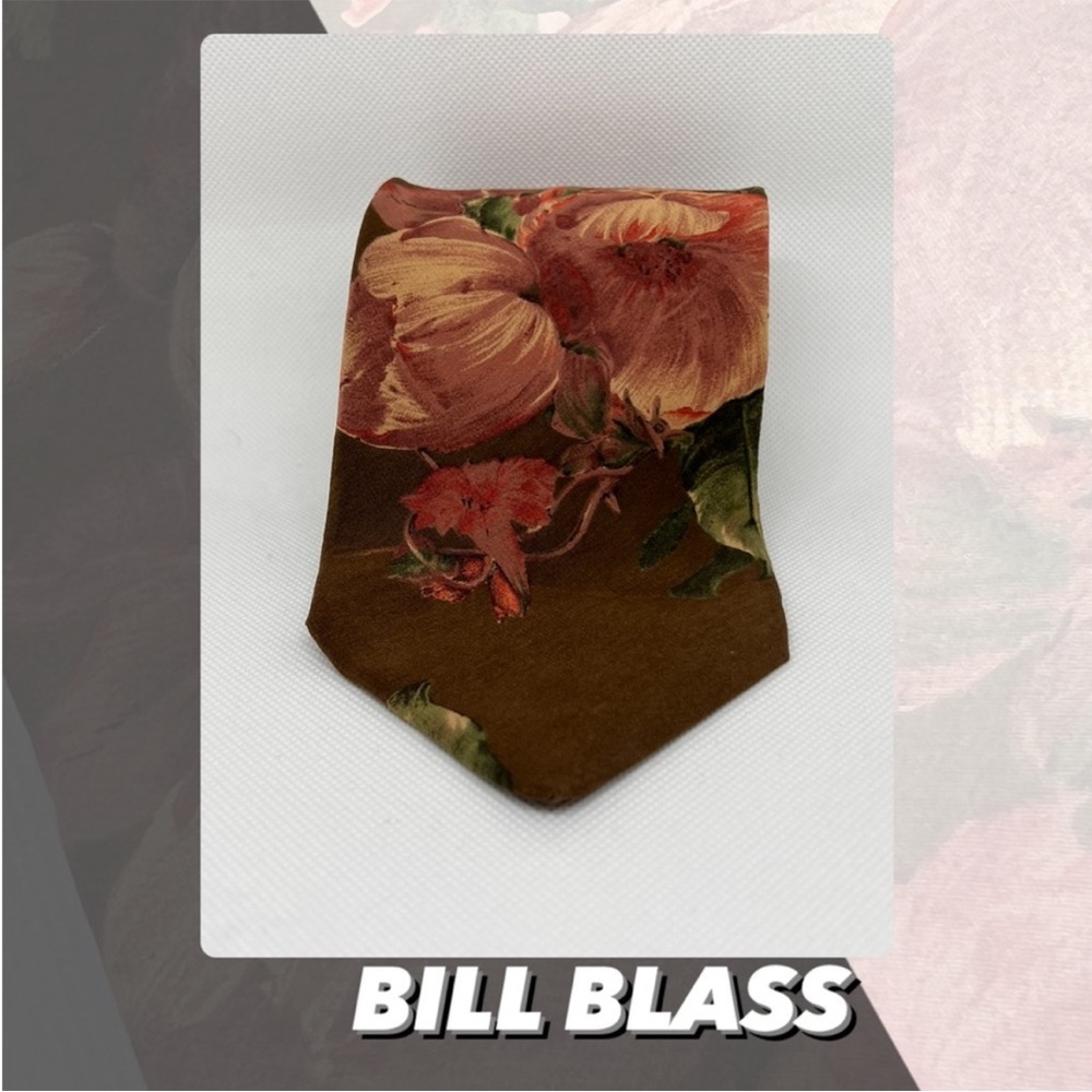 EUC Vintage Bill Blass Floral Tie